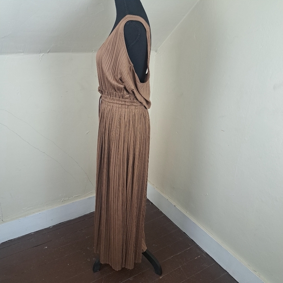 A.L.C. 'Val' Pleated Drawstring-Waist Midi Dress in Rawhide Brown Size L - Picture 5 of 16